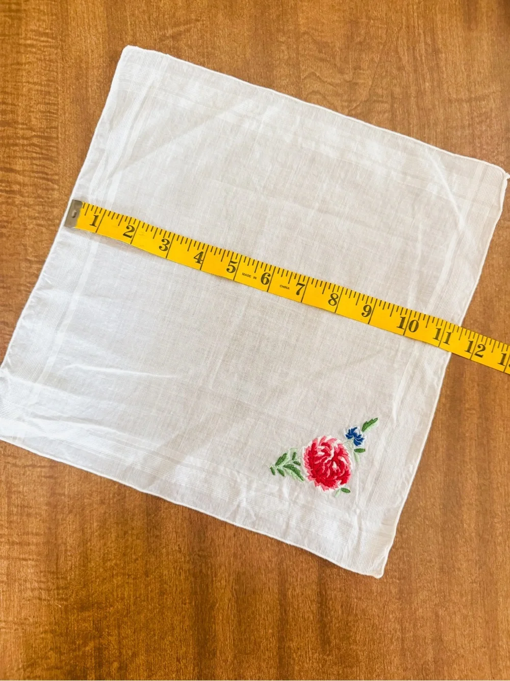 Embroidered Vintage White Floral Handkerchiefs - Set of 5